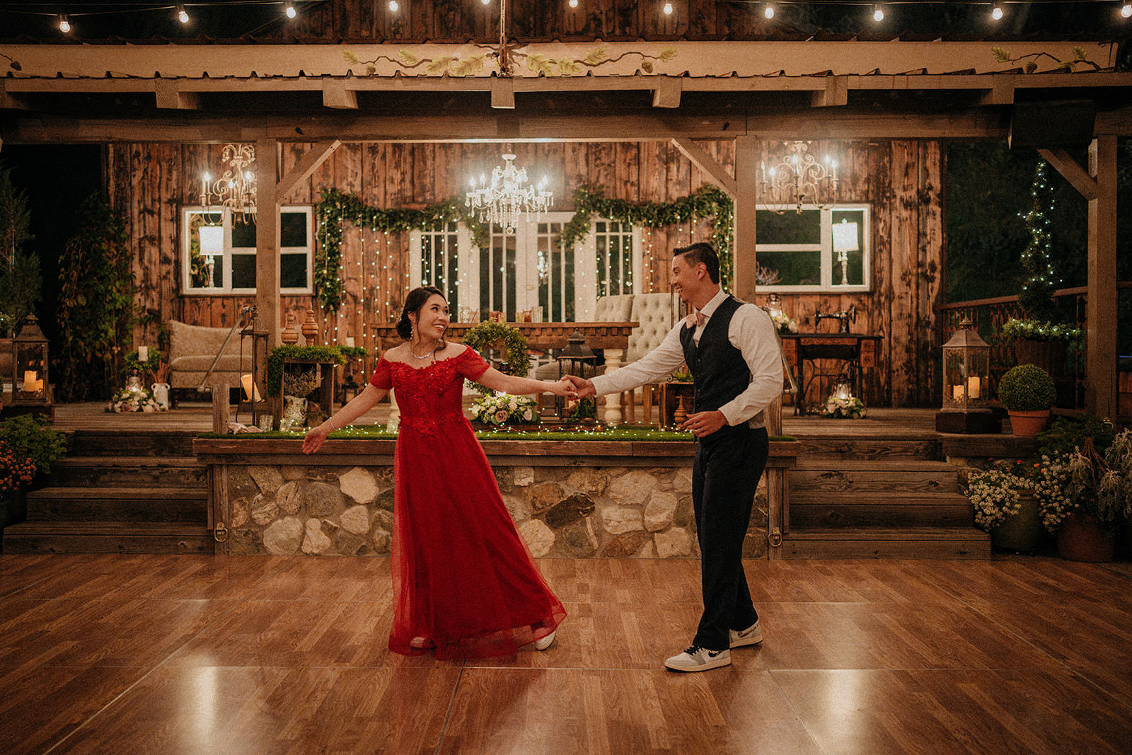 Bride and groom dance alone during their intimate last dance at the homestead.