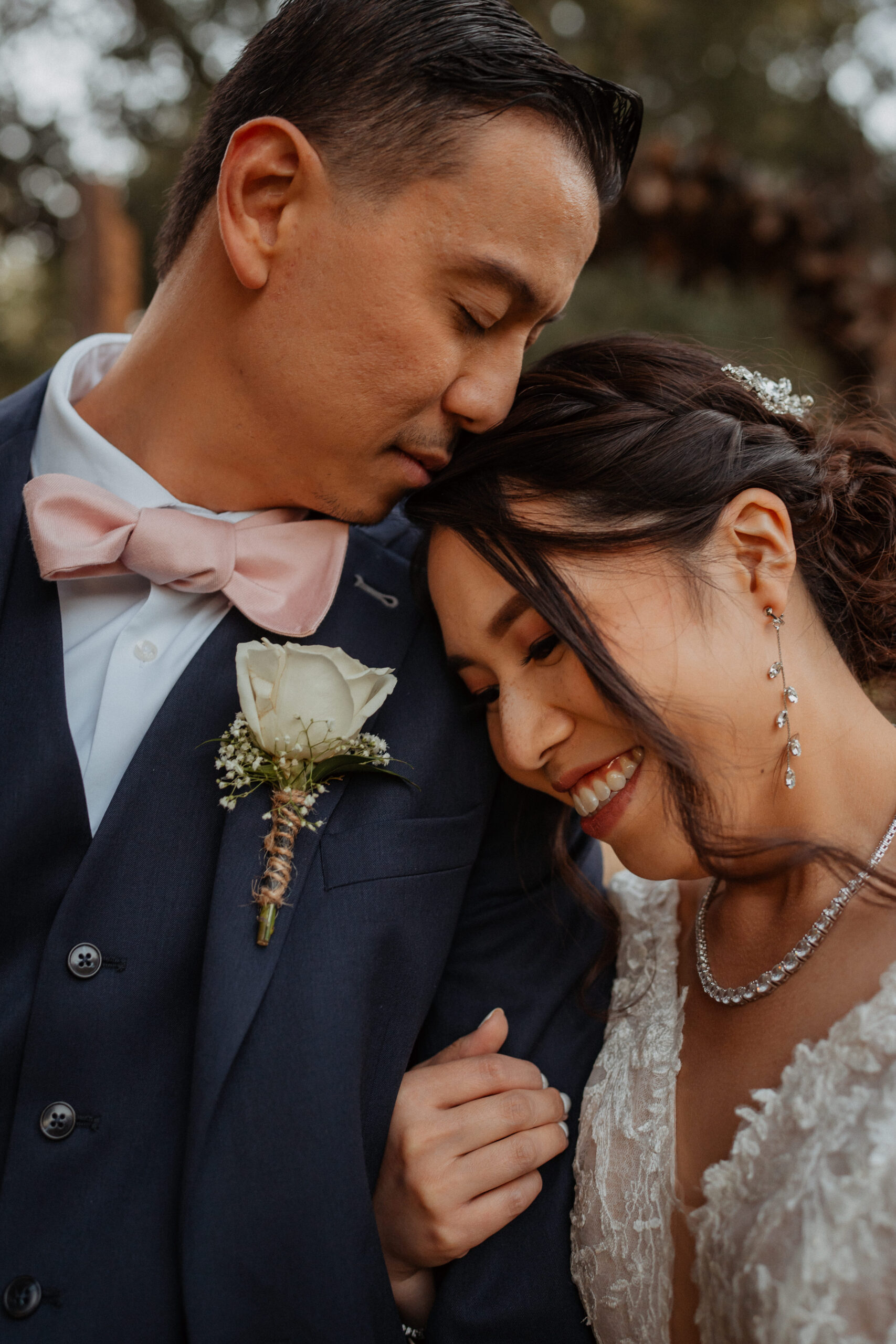 cozy romantic photos of bride and groom at the homestead oak glen california